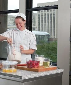 Cambro Camwear® Polycarbonat Messbecher 4 Liter, Mit Messskala, Durchsichtig, 1 Stück Im Karton - 400MCCW135 -Stalgast-Verkauf b85479c8 1a96 43b5 acbf 57ad5afc103a